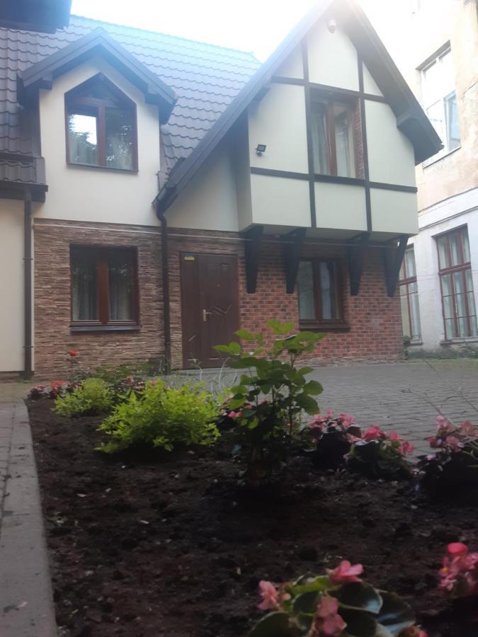 Затишна Оселя В Центрі Львова リヴィウ エクステリア 写真